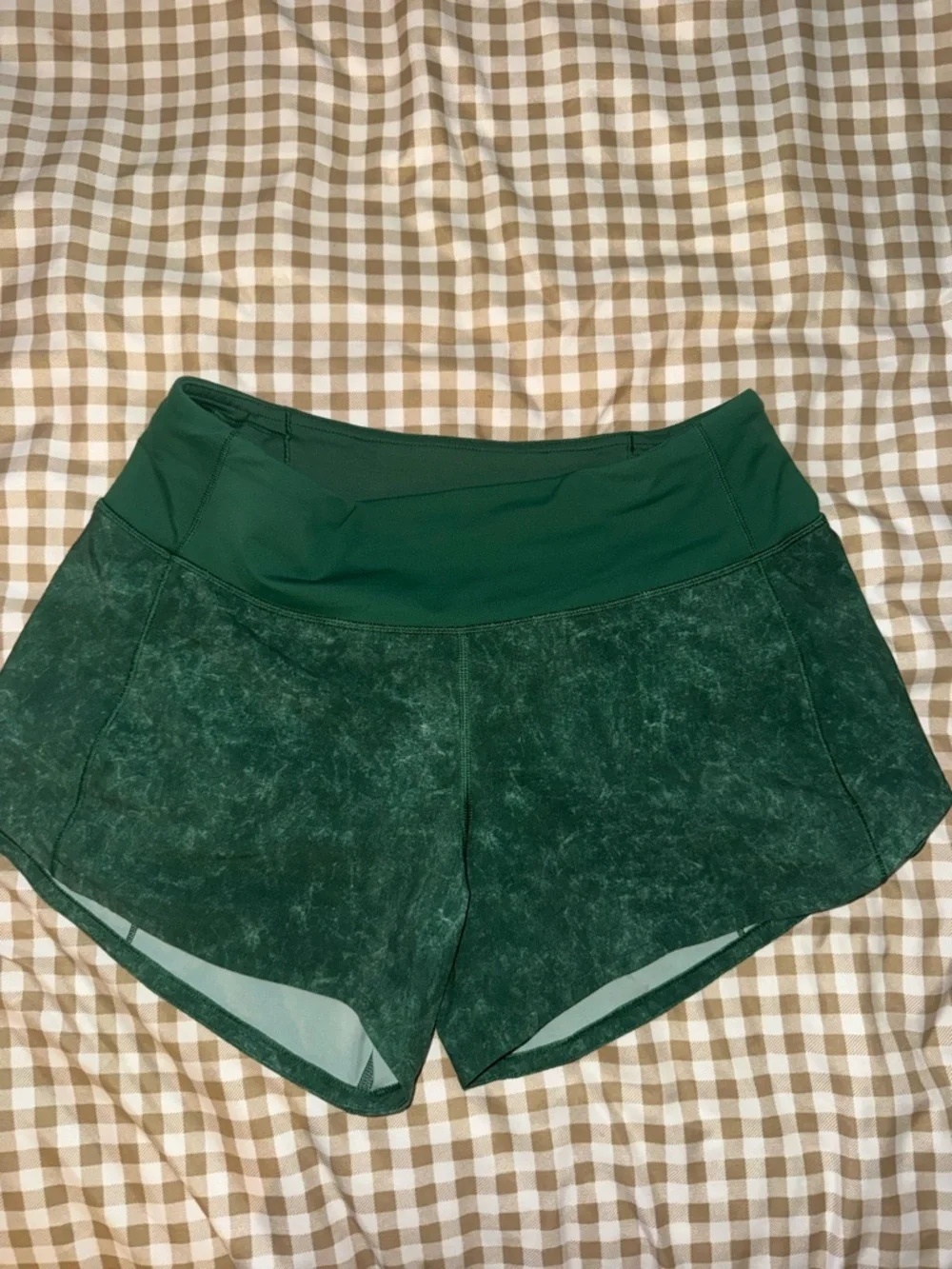 lululemon Speed Up Mid-Rise Lined Short 4". - Picture 2 of 6